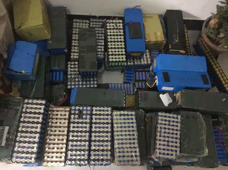 回收某客戶電池現(xiàn)場